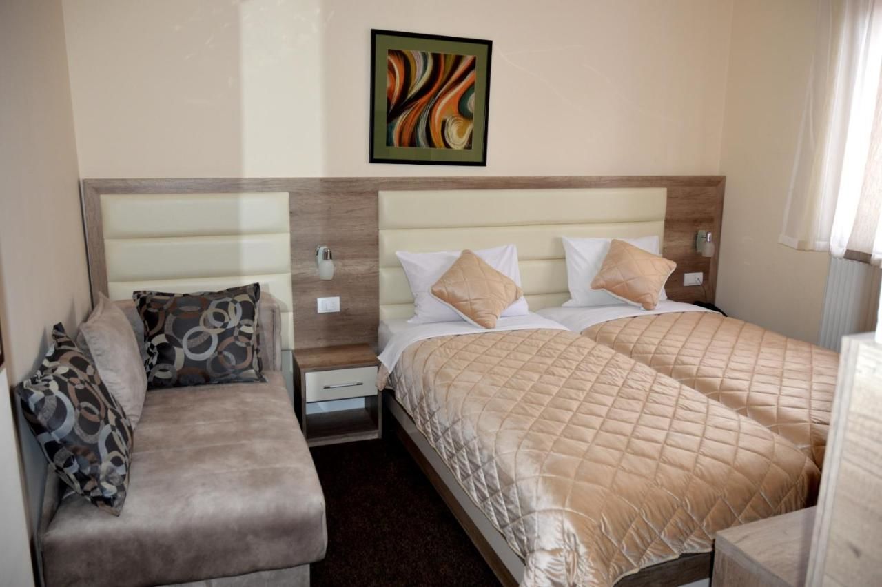 Отель Hotel Čile Колашин